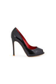  Ladies shoes made of natural patent leather black Н1-13-558