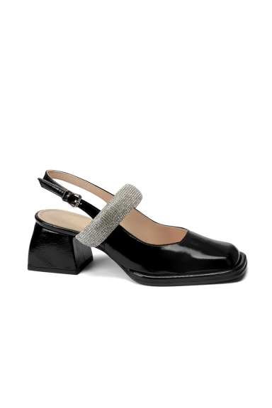 Дамски сандали от естествен лак ADL-8080-23
