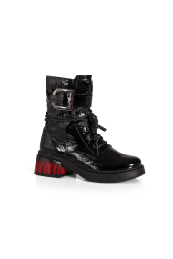 Дамски боти от начупен лак KM-298-66