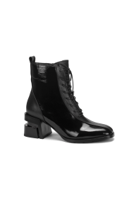 Дамски боти от естествена кожа и лак ILV-322-157