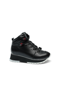 Дамски спортни обувки от естествена кожа ILV-7107